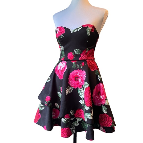 B. Darlin Strapless Floral Rose Mini Fit & Flare Dress Size 5/6 - Picture 5 of 16